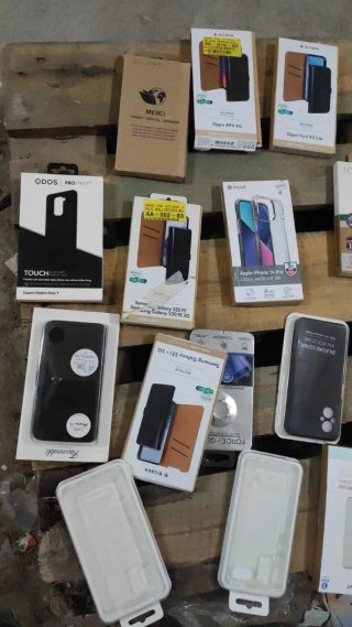 LOTE 50 TELÉFONOS NUEVOS + 500 ACCESORIOS