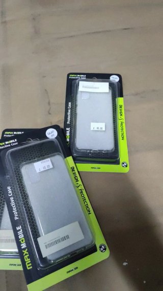LOTE 50 TELÉFONOS NUEVOS + 500 ACCESORIOS