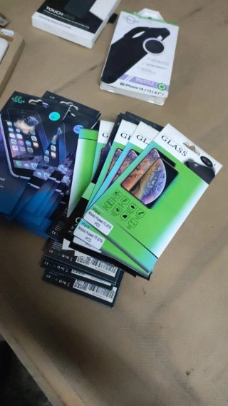 LOTE 50 TELÉFONOS NUEVOS + 500 ACCESORIOS