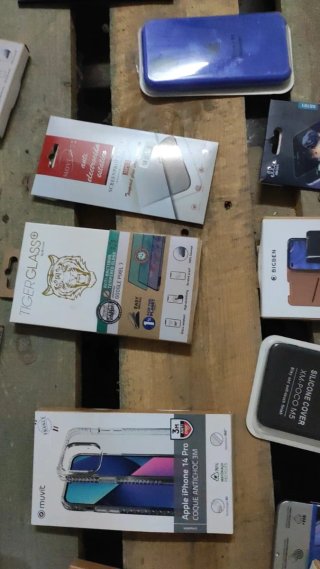 LOTE 50 TELÉFONOS NUEVOS + 500 ACCESORIOS