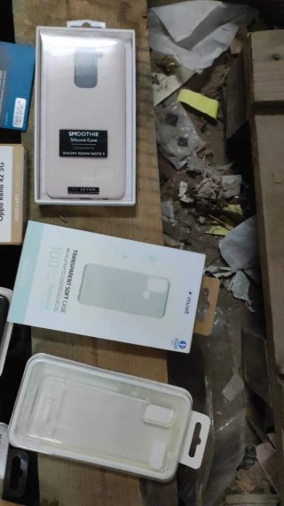 LOTE 50 TELÉFONOS NUEVOS + 500 ACCESORIOS