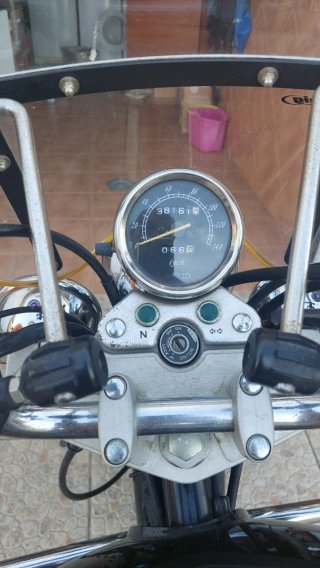 Suzuki Marauder GZ 250 Negra