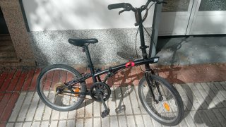 Bicicleta plegable negra