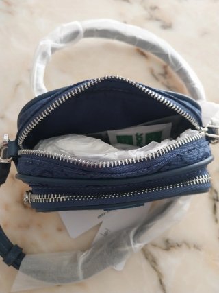 Bolso bandolera Guess azul