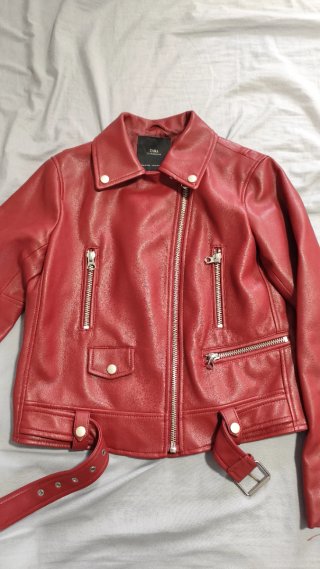 Chaqueta Zara Roja