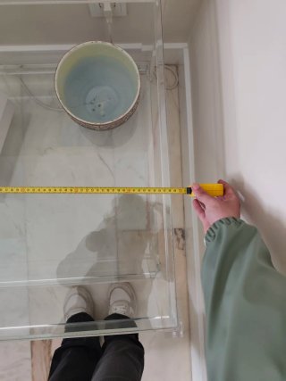 Mesa de centro de cristal y metacrilato