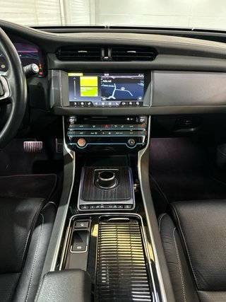 Jaguar XF R-Sport 3.0 300 CV — FULL EQUI