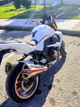 Kawasaki Z1000