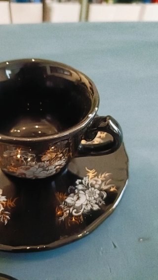 Juego de café vintage negro con flores