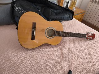 Guitarra Española Clásica +soporte pie+ funda