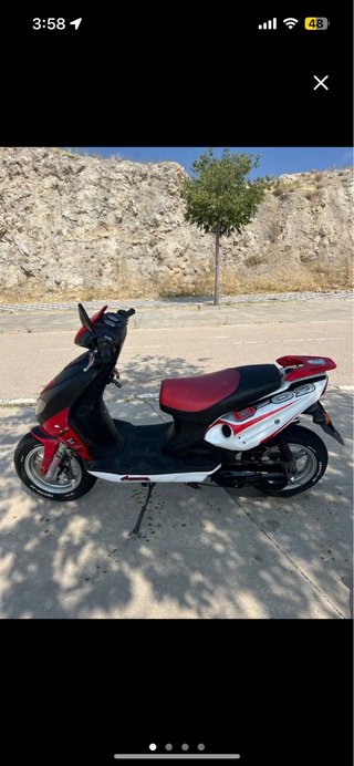 Moto CSR 50 Scooter Automática