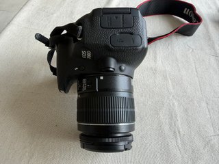 Canon EOS 700D + Lentes 18-55 y 75-300