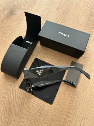 Óculos Prada Pretos