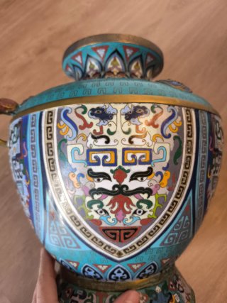 Jarrón Cloisonné oriental antiguo