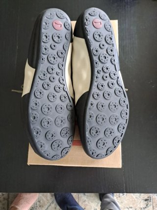 Zapatillas Camper Piel Beige y Negra
