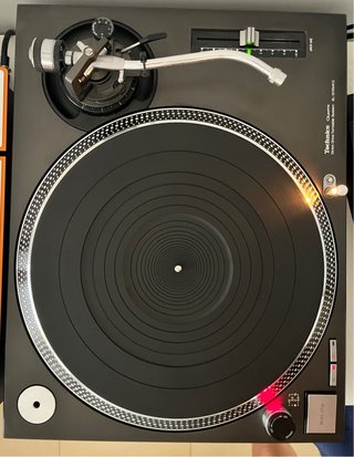 Pareja Technics SL-1210 mk5 y mk2