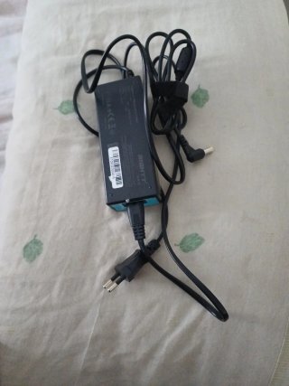 Cargador EIGHTT 90W ASUS/TOSHIBA 19V 5.5x2.5mm