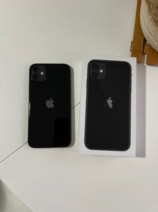 iPhone 11 Negro de 64GB con su Caja Original