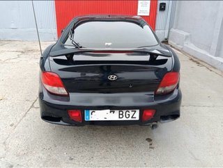 Hyundai Coupe 2001