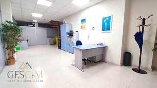 Local comercial en venta en Sant Joan Despí