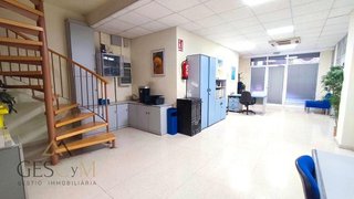 Local comercial en venta en Sant Joan Despí