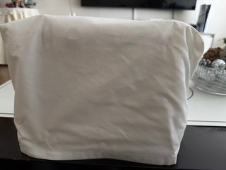 Máquina de coser Alfa blanca con un pedal