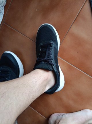 Zapatillas Skechers con bastante uso