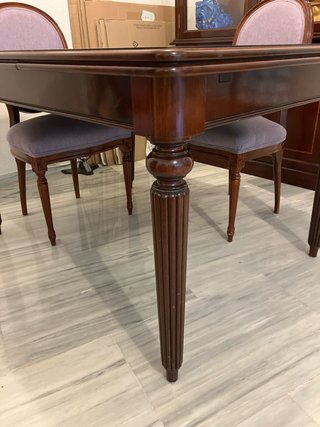 Mesa comedor caoba y 4 sillas