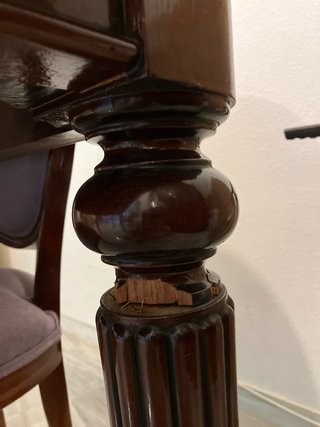 Mesa comedor caoba y 4 sillas