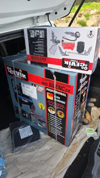 Compresor Cevik Pro Silencioso 24L, USADO 1 VEZ