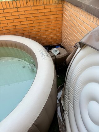 Jacuzzi Intex Beige/Marrón