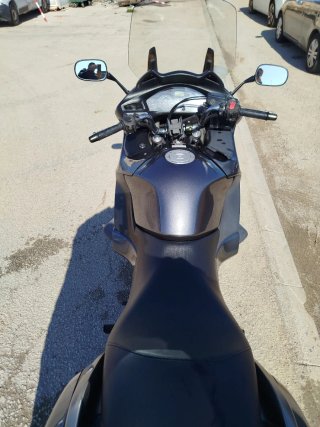 Honda NT 700 Deauville gris