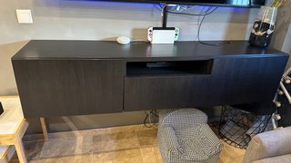 Mueble TV Ikea Negro/Marrón Madera