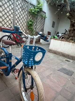 Bicicleta infantil Decathlon 16 azul