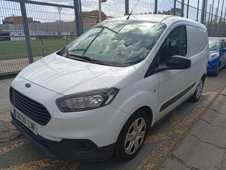 Ford Transit Courier 2021