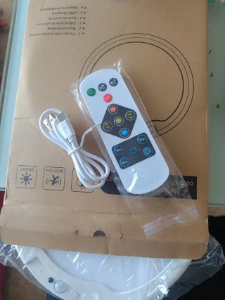 Luz LED USB Recargable con Sensor y Mando Nuevo