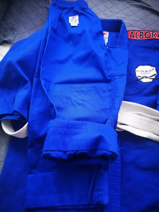Kimono Tagoya Talla 2/150 Azul.