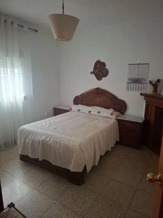 ALQUÍLO 3 HABÍTACÍONES EN ALHENDÍN