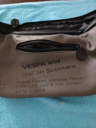 Estuche con dibujo de moto