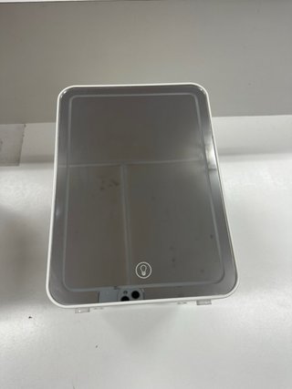 Mini refrigerador blanco
