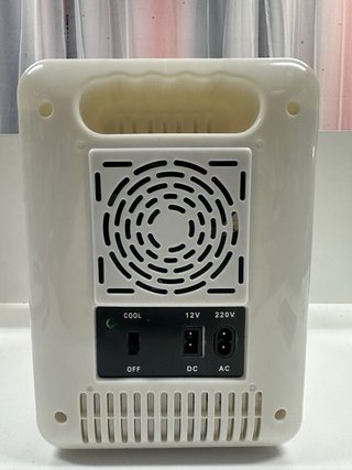 Mini refrigerador blanco