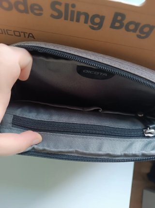 Borsa Tracolla DICOTA Code Sling Bag x iPad/Tablet