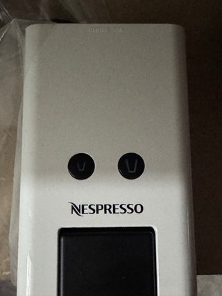 Cafetera Nespresso Essenza Mini Krups