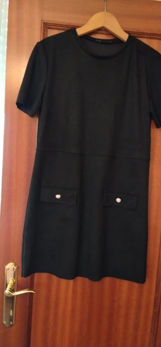 Vestido tiene los bolsillos todabia con los embolt
