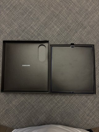 Samsung Galaxy Z Fold Blu - Nuovo