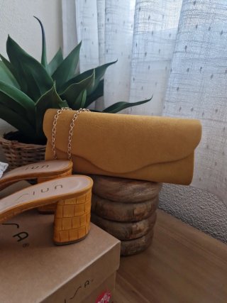 Zapatos Unisa Piel Amarillos Talla 37
