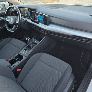 Volkswagen Golf 2021