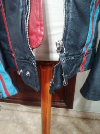 Chaqueta Cuero Diesel Negra y Roja Talla M