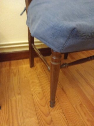 4 Sillas Comedor Madera y Rattan 20 euros unidad