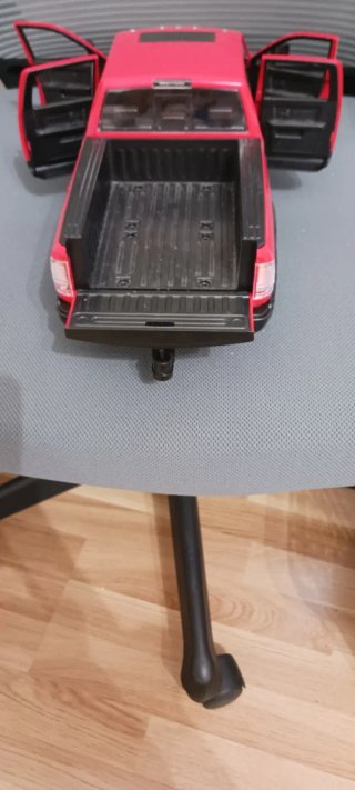 Camión Ram 4x4 Bruder